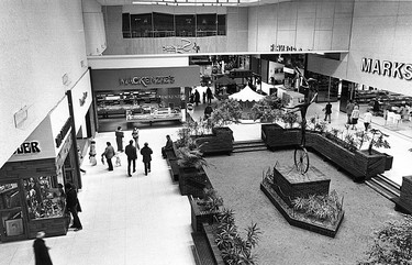 April 16, 1981: Interior of Devonshire Mall.