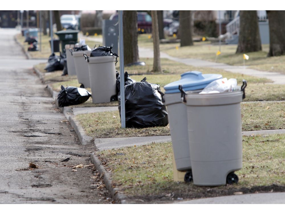 City of Windsor asks people to keep away from garbage collectors ...