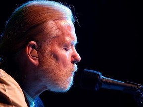 In this May 6, 2016 photo, Greg Allman performs at the Joint at the Hard Rock Hotel and Casino in Catoosa, Oka. On Saturday, May 27, 2017, a publicist said the musician, the singer for The Allman Brothers Band, has died. (Tom Gilbert/Tulsa World via AP)