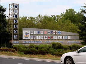 Windsor, ONT.  July 16, 2015. Vehicles exiting Hwy. 401 onto Dougall Ave. can view Welcome to Windsor sign on east side of the roadway Thursday July 16, 2015. (NICK BRANCACCIO/The Windsor Star)
Nick Brancaccio, Remote