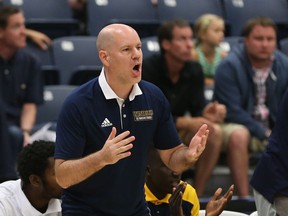 Windsor Lancers head coach Chris Oliver