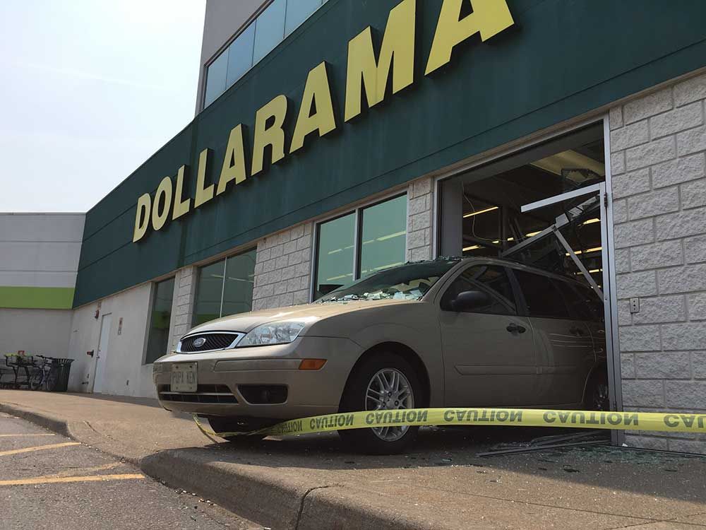 Car backs into Dollarama store in east Windsor Windsor Star