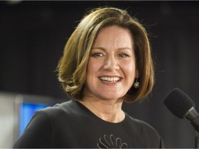 CTV National News anchor Lisa LaFlamme will be among those receiving honorary doctorate degrees at this year's University of Windsor convocation ceremonies.