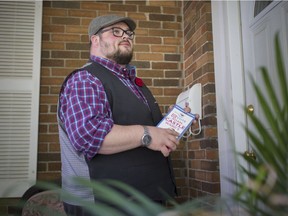 Council candidate for Ward 5, Adam Castle, campaigns on the 200 block of Jos Janisse Avenue off of Riverside Drive East on Wednesday, Aug. 22, 2018.