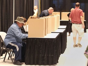 In this file photo from 2018, voters cast their ballots at the advance poll at Devonshire Mall for the municipal election.
