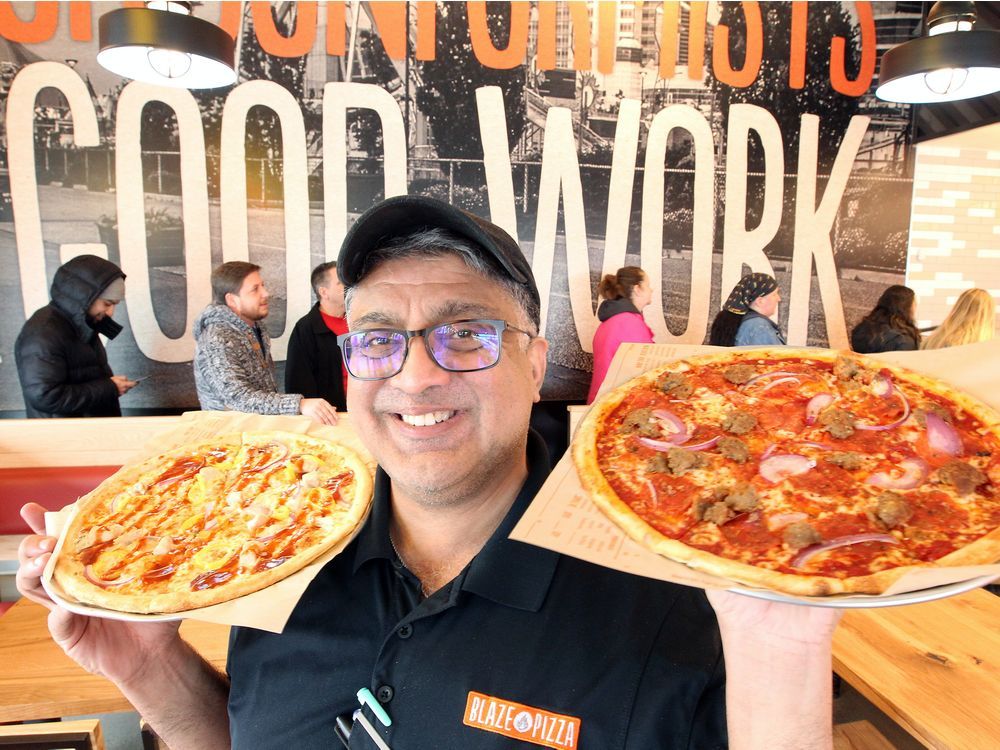 Windsor's first Blaze Pizza draws hungry crowds with freebie pies