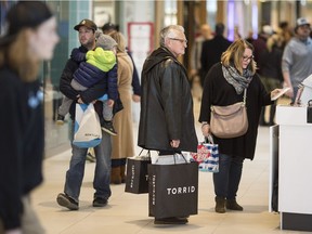Last minute shoppers descend on Devonshire Mall, Sunday, December 23, 2018.
