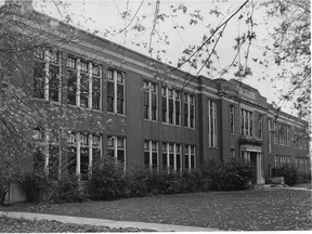 David Maxwell School opened in January 1929.