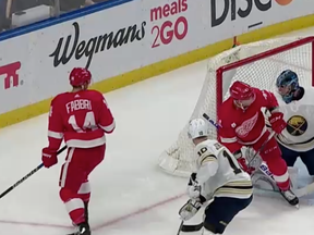 The Detroit Red Wings defeated the Buffalo Sabres 4-3 in a shootout Thursday night.