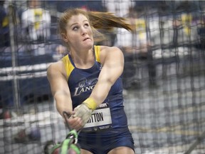 University of Windsor Lancer product, Sarah Mitton set a new Canadian indoor record in the women's shot put on the weekend.