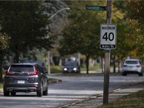 WINDSOR, ONT:. OCTOBER 21, 2020 -- A speed limit sign of 40km/h is posted on Ypres Avenue, Wednesday, October 21, 2020.
