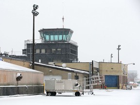 Windsor, Ontario. December 1, 2020. Windsor International Airport air-traffic control tower Tuesday.  YQG.  (NICK BRANCACCIO/Windsor Star)