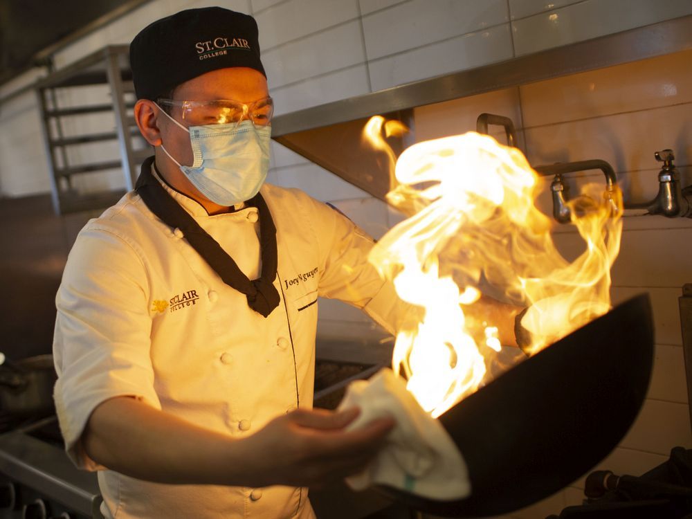 St. Clair culinary students prepare meal kits to go Toronto Sun