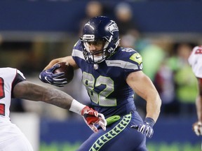 LaSalle-raised Luke Willson, No. 82 for the Seatle Seahawks, rushes during a NFL game in Seattle in November 2017.