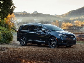 2021 Chrysler Pacifica.