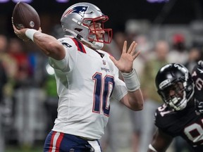 Pats QB Mac Jones is off-the-charts accurate for a rookie (70.2%, No. 3 in the league). USA TODAY SPORTS