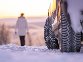 The Nokian Hakkapeliitta 10 Nokian Hakkapeliitta 10 is made of a special rubber compound that responds well to freezing conditions. Supplied