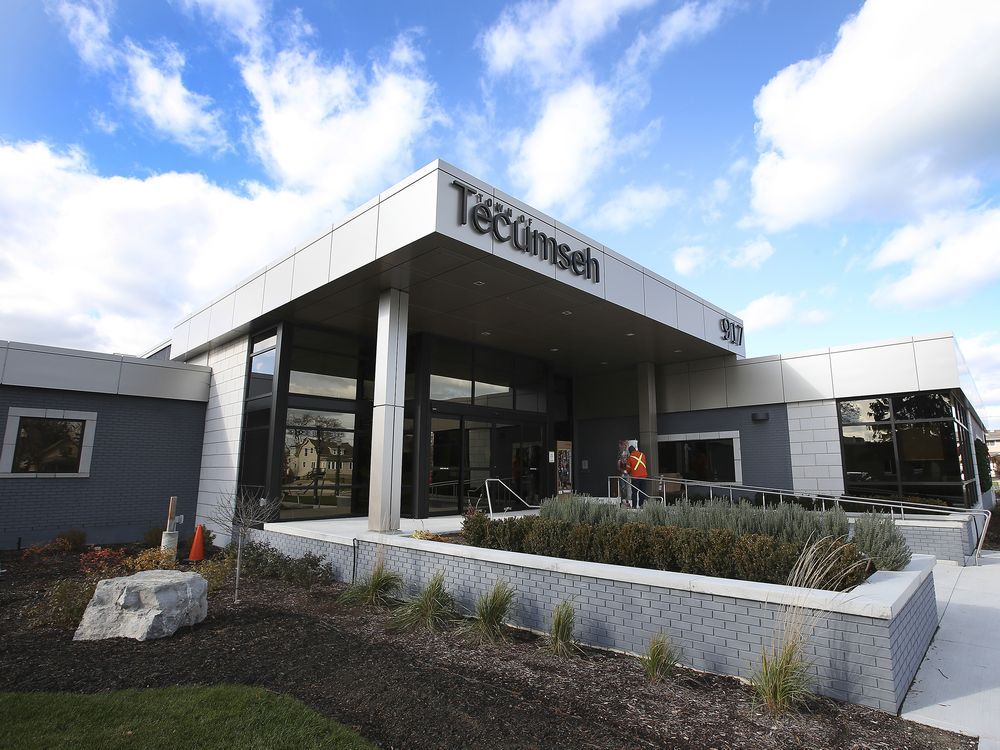 Tecumseh council approves pay hikes Toronto Sun