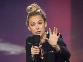Stand-up comedian Iliza Shlesinger performing in Montreal in 2016.