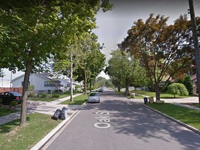 The 900 block of Oak Street in Windsor is shown in this Google Maps image.