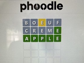 Screenshot of new word game, Phoodle