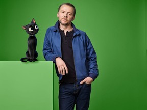 Simon Pegg and his character Bob in “Luck,” premiering Aug. 5, 2022 on Apple TV+.