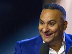 Comedian Russell Peters on stage in Ottawa in 2017.
