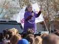 Lisa Gretzky, MPP for Windsor West speaks to CUPE demonstrators on Friday, November 4, 2022 at her constituency office in Windsor.