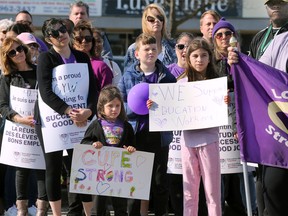 sex drugs CUPE demonstrators are shown at MPP Lisa Gretzky&rsquo;s constituency office in Windsor on Friday, November 4, 2022.