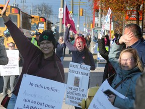 sex drugs Windsor-Essex education workers represented by CUPE demonstrate at Tecumseh Road East and Rivard Avenue on the morning of Nov. 4, 2022.