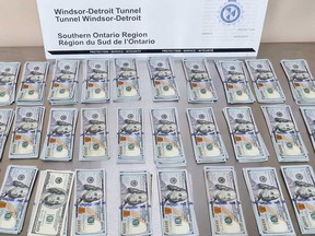 U.S. cash seized by CBSA officers at the Windsor-Detroit Tunnel in January 2023.