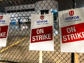 An image posted to X by the union after Unifor workers at Stellantis operations on strike after deadline deal passes.