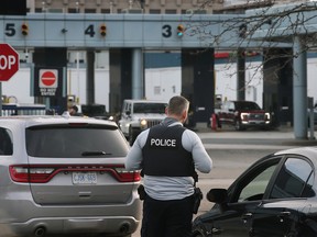 Police officer at Windsor-Detroit tunnel
