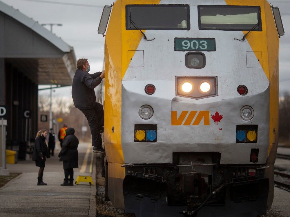 Windsor stop part of proposed Toronto Chicago passenger train