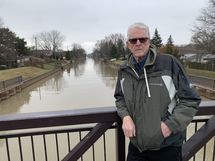  Ian Naisbitt, chair of the Little River Enhancement Group, surveys the Little River near Riverside Drive on Dec. 29, 2023, following an oil spill.