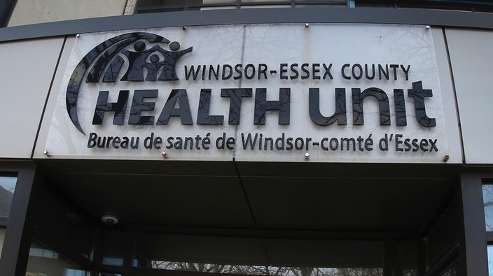 Windsor health unit sounds alarm over kid-accessible nicotine product