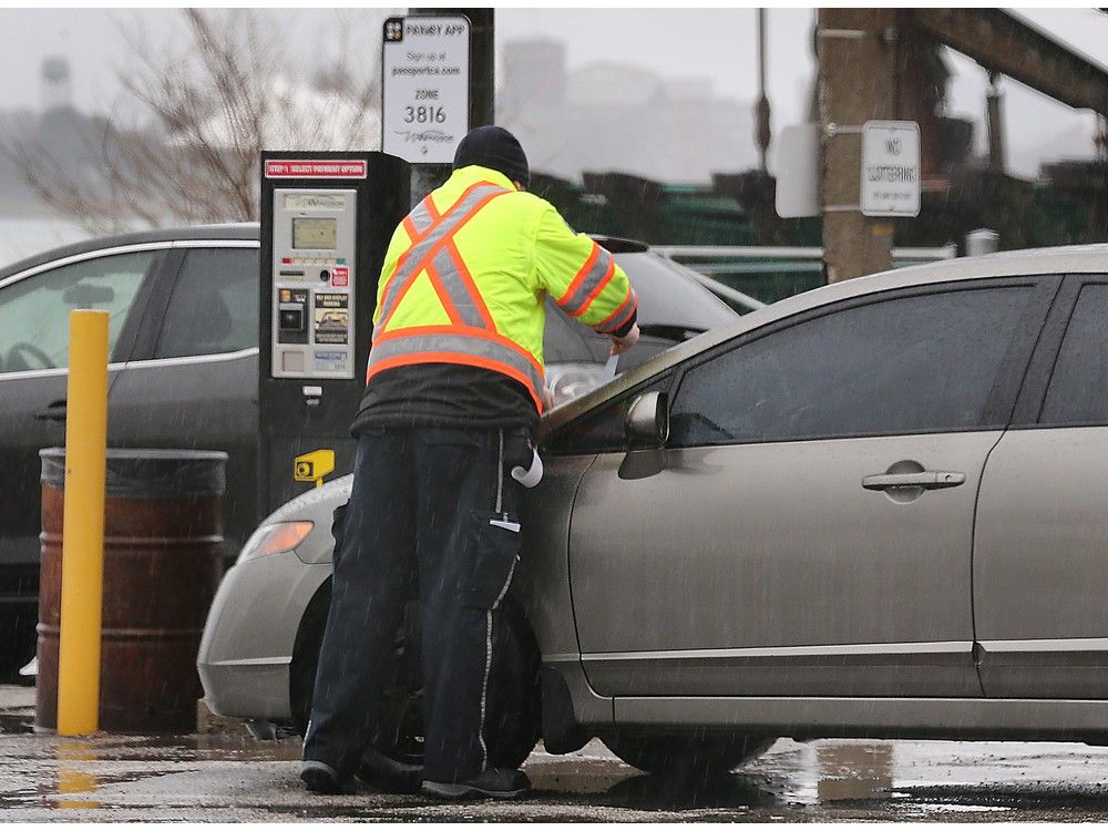 Windsor businesses 100 per cent against 3 hr parking meter