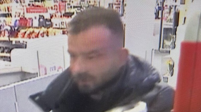Police seek man who stole fragrances worth $500 from LaSalle pharmacy
