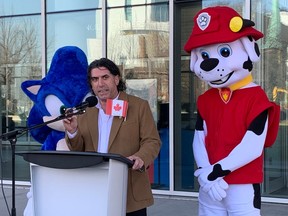 Renaldo Agostino with Canada Day mascots
