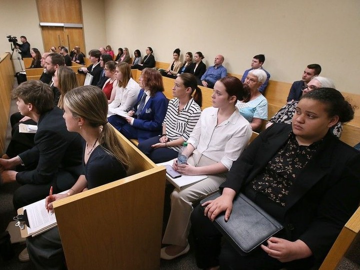  Guilty or innocent? The public gallery at a downtown Windsor courtroom was packed during the after-hours Monday as the Ontario Justice Education Network hosted a mock murder trial for law students from three area high schools at the Superior Court of Justice.