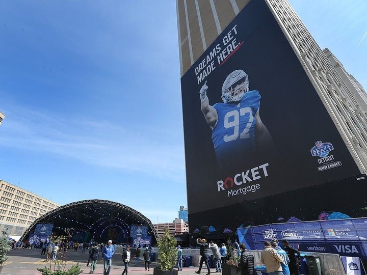  Fans start gathering near the main stage of the NFL 2024 Draft in downtown Detroit on Thursday morning.