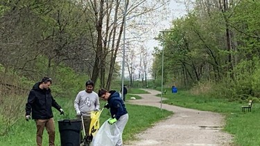 Trash Mob Day cleanup