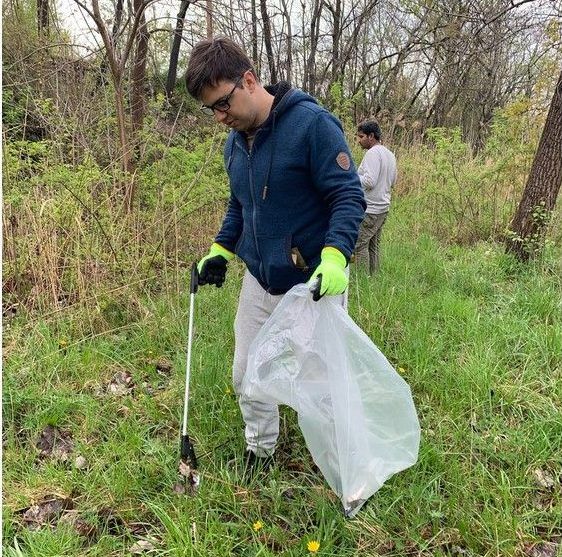 Trash Mob Day cleanup