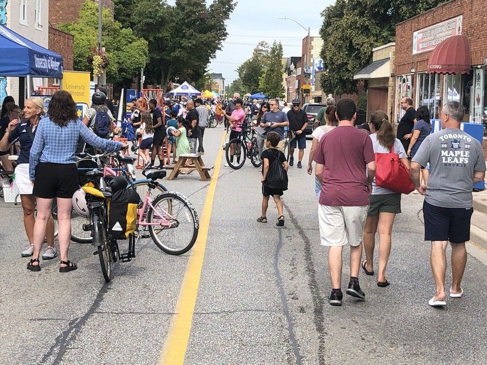 Windsor cyclists petition for weekly Open Streets shutdowns Windsor Star