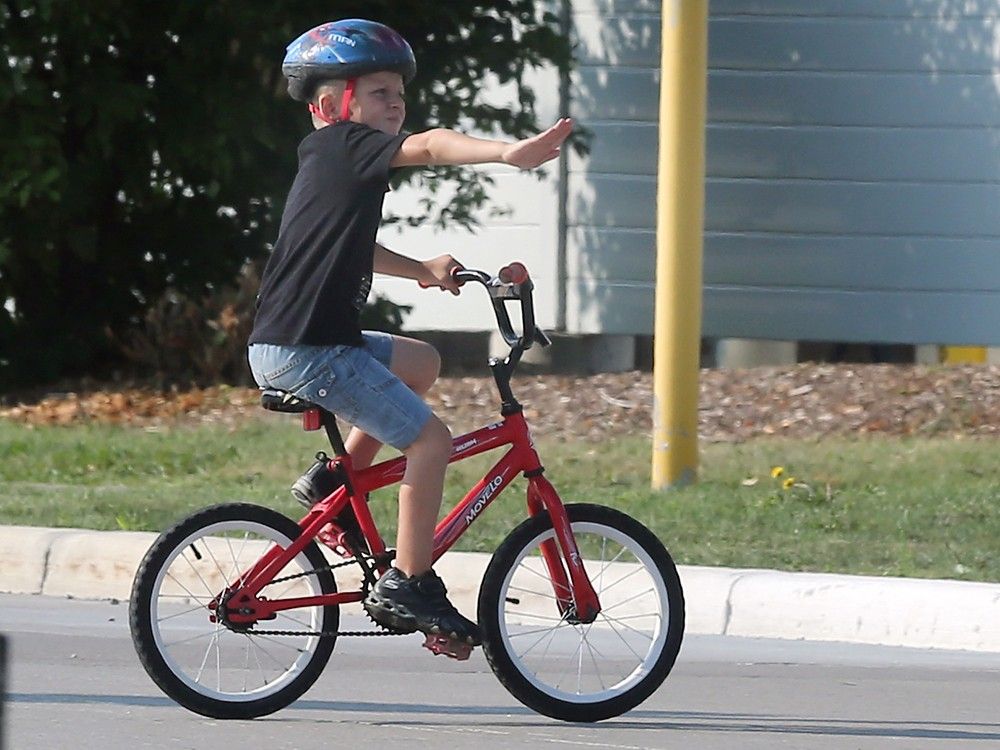 Not a 'war on cars' — Hundreds Windsor-bound for Ontario Bike Summit