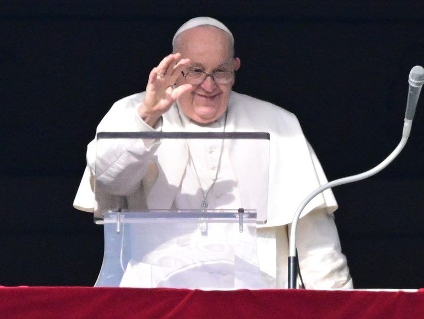 Canadians are reacting to Pope Francis's death on Easter Monday