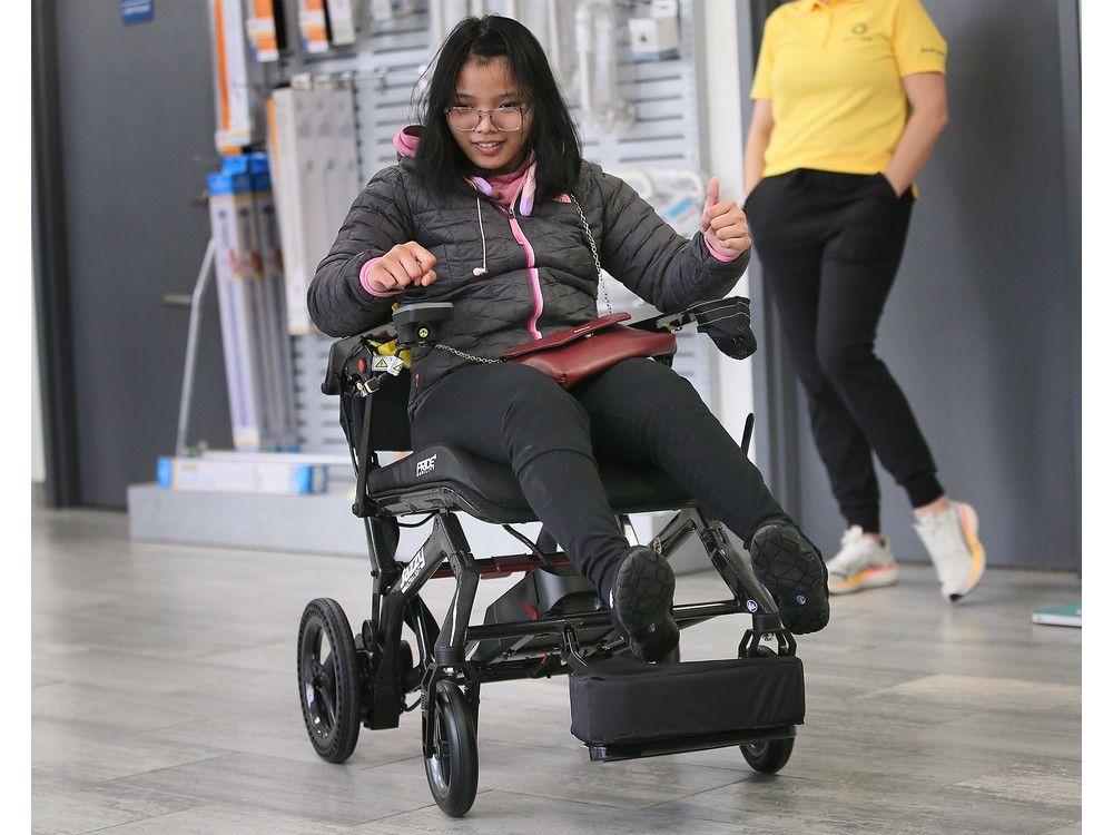 'Lifechanging" — Shine Foundation surprises Windsor student with high-tech wheelchair