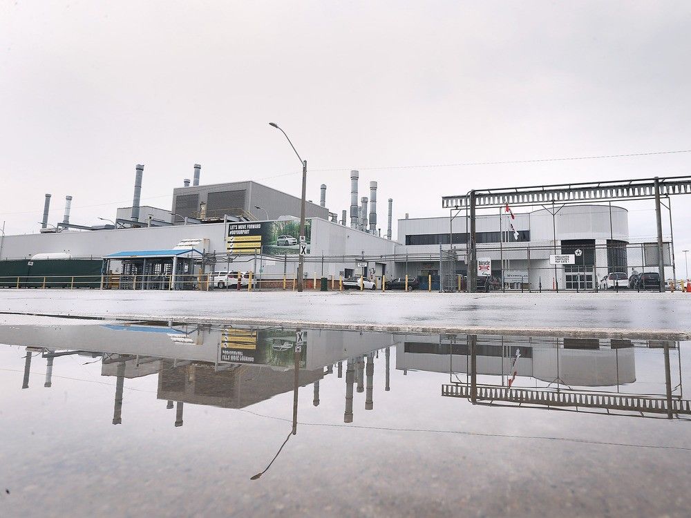 Stellantis announces another Windsor Assembly Plant short shutdown — automaker says this time it's related to preparing 2026 model years.