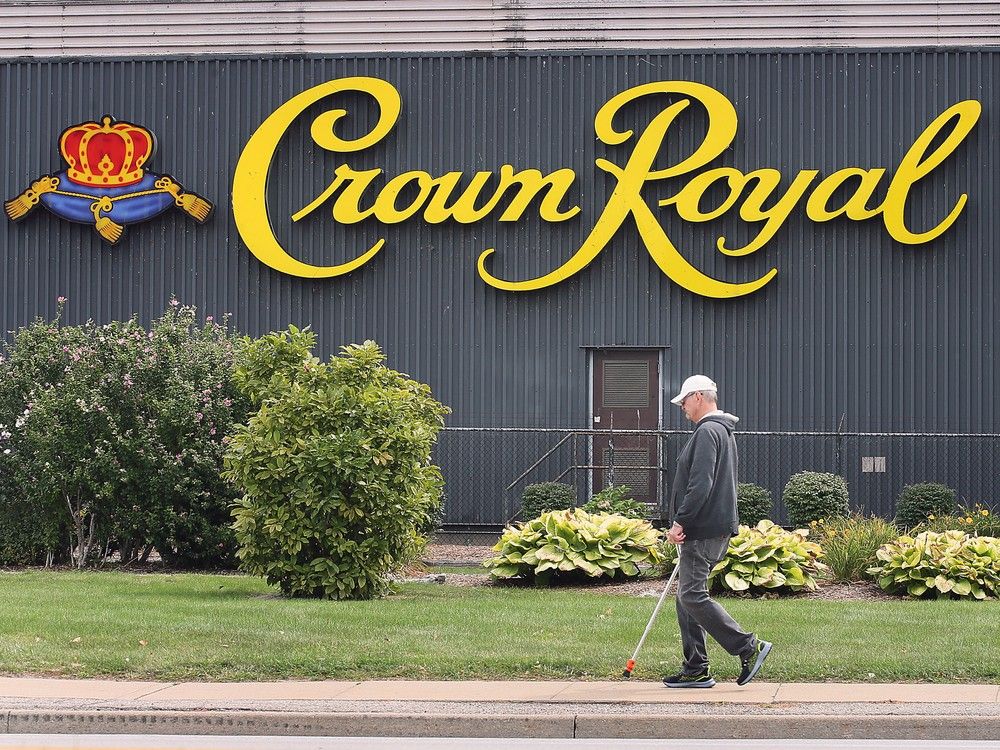 Amherstburg Diageo workers, out of jobs in February, reach final deal with their employer. But union says plant closure 'difficult.'