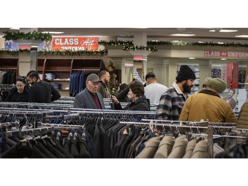 The threat of freezing rain couldn't keep deal-hungry Windsorites home on Canada's most popular shopping day of the year.